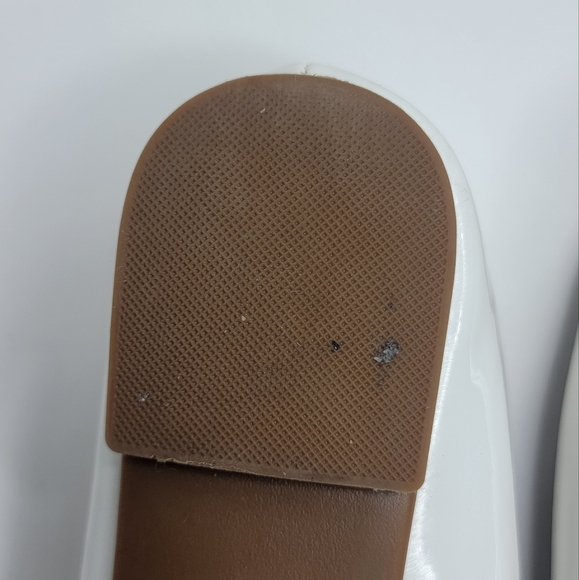 Elegant White Kids Shoes with Pearl Strap - Picture 10 of 12